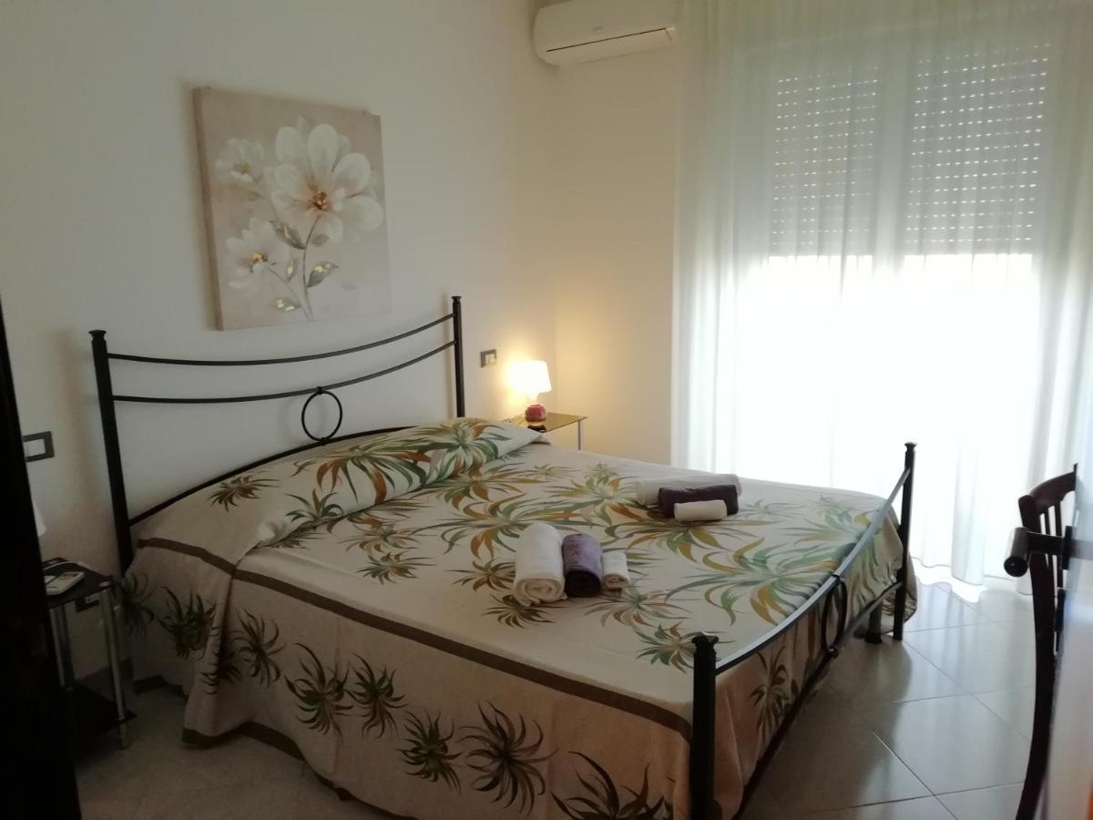 Da Luigi Locazioni Brevi Turistiche Bed & Breakfast Monopoli Bagian luar foto