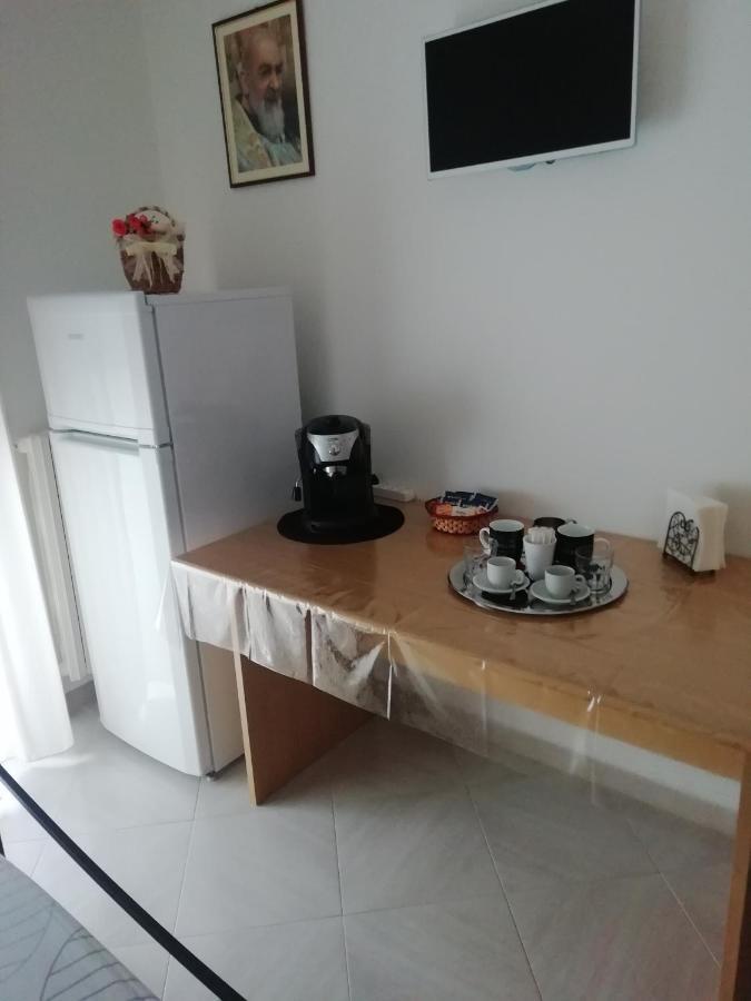 Da Luigi Locazioni Brevi Turistiche Bed & Breakfast Monopoli Bagian luar foto
