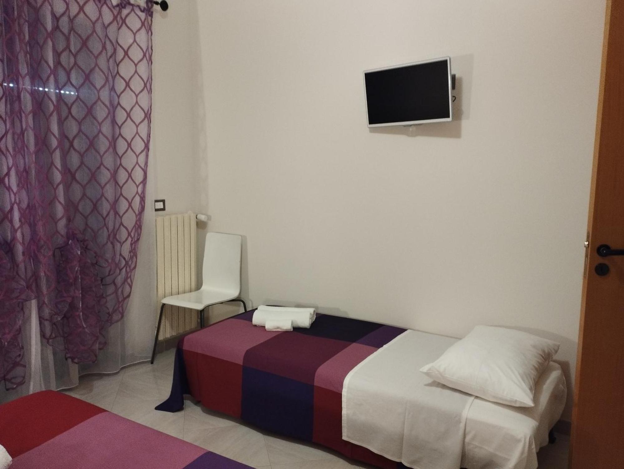 Da Luigi Locazioni Brevi Turistiche Bed & Breakfast Monopoli Ruang foto