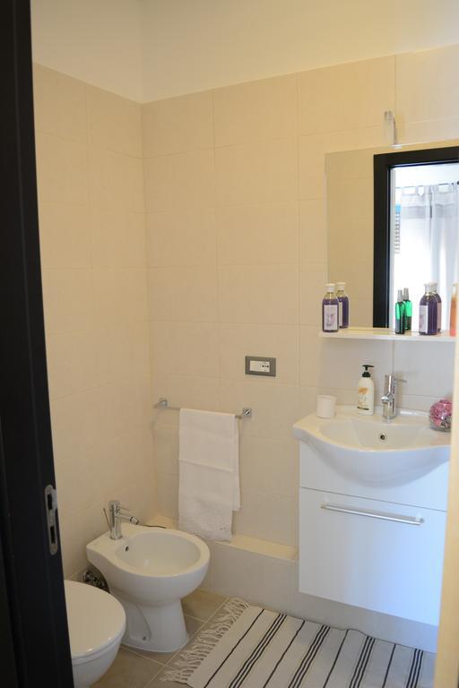 Da Luigi Locazioni Brevi Turistiche Bed & Breakfast Monopoli Bagian luar foto
